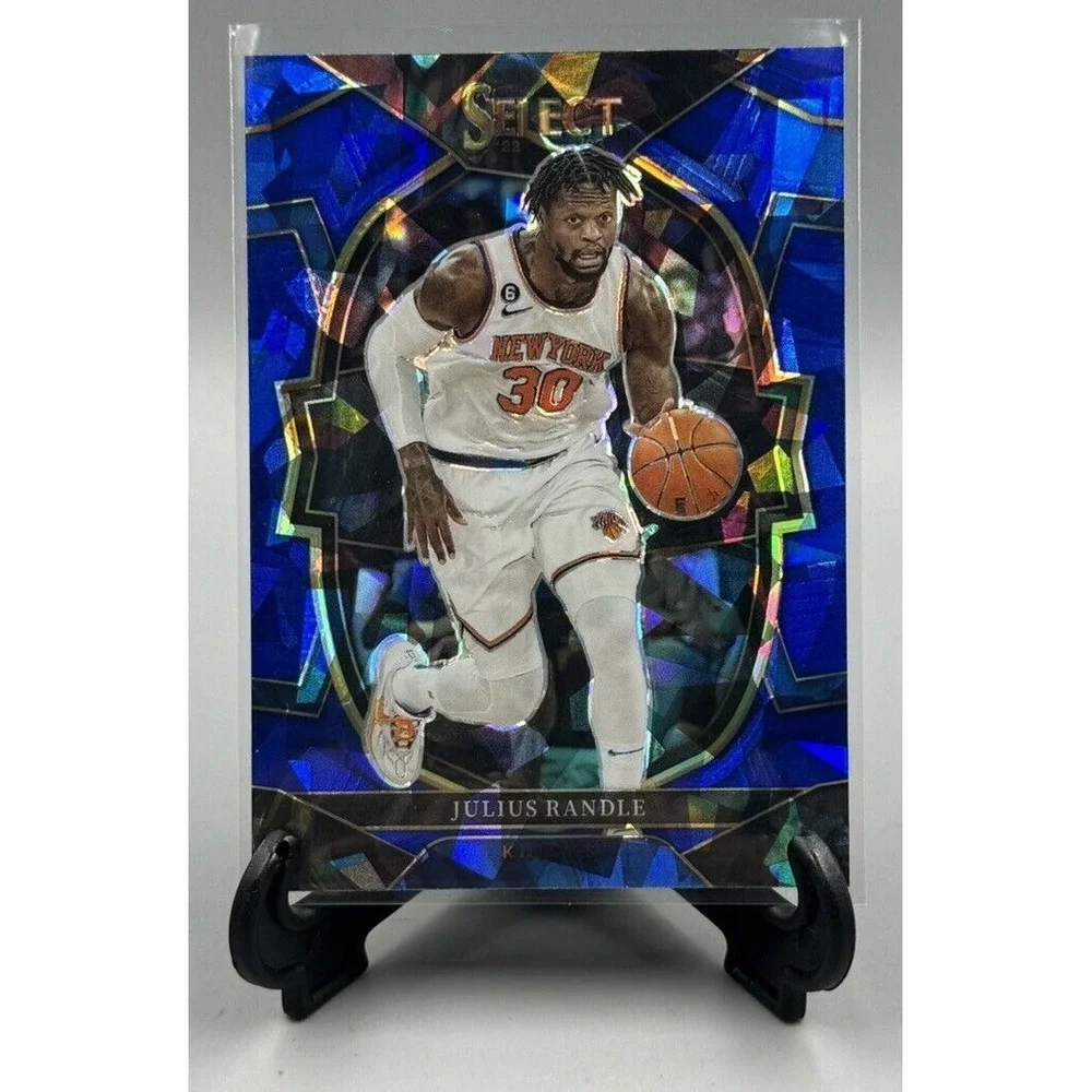 2022-23 Panini Select #40 Julius Randle Cracked Ice Blue Prizm New York Knicks